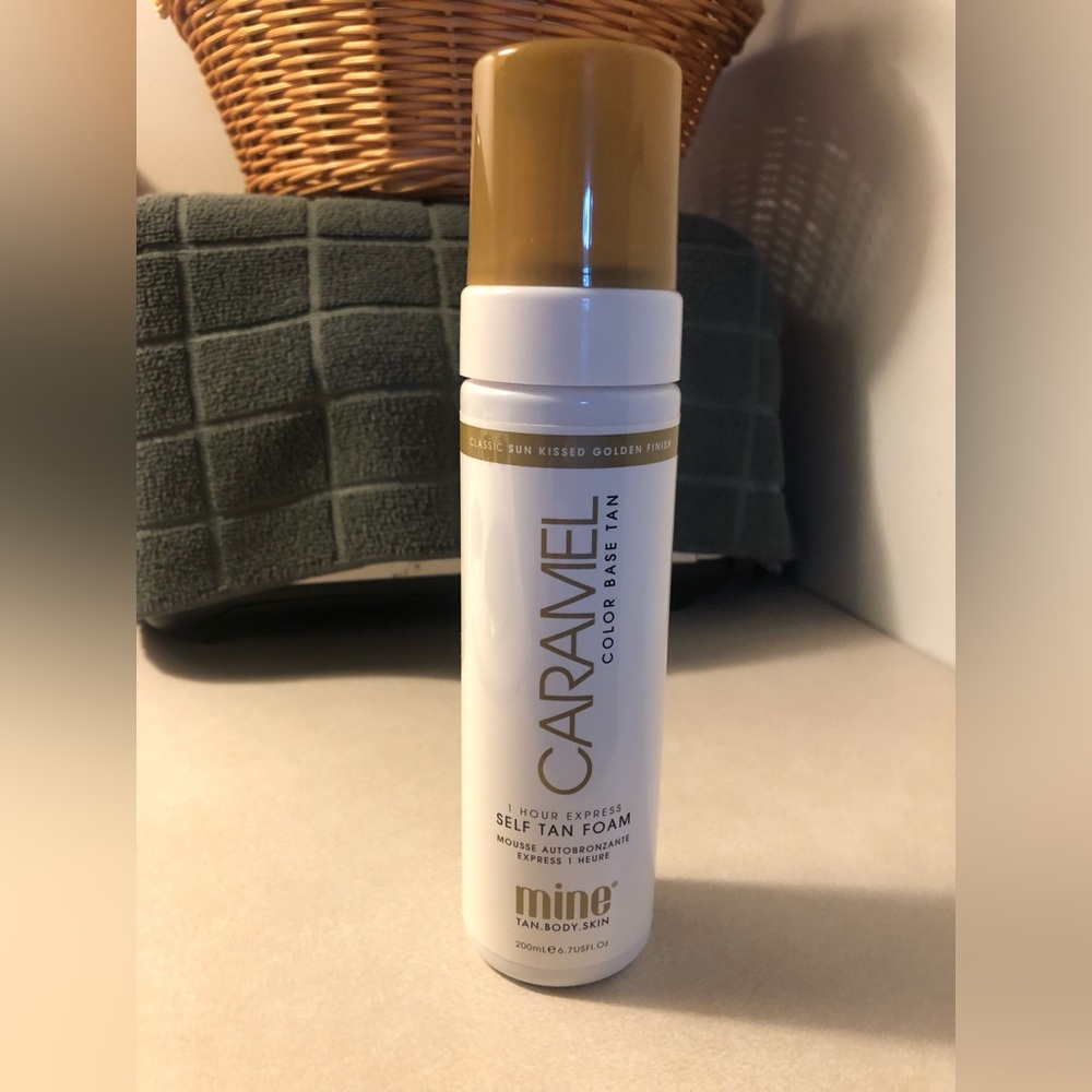 Caramel self foam tanning mousse. Beautiful rich sun kissed glow.